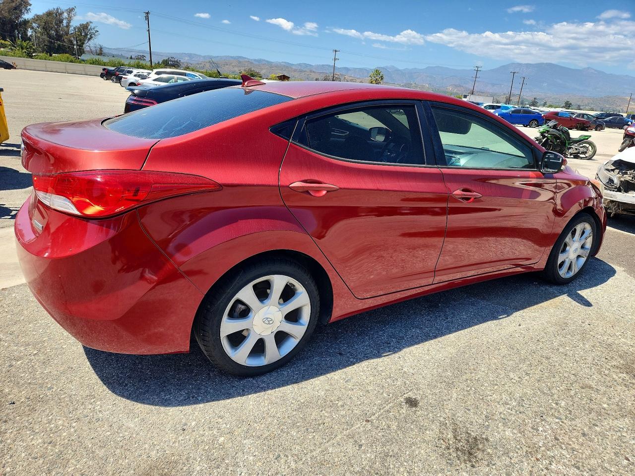 2012 HYUNDAI ELANTRA