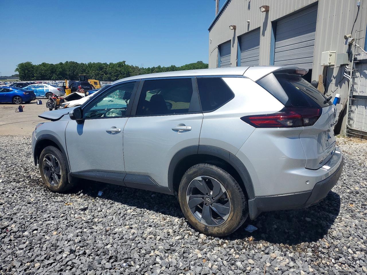 2024 NISSAN ROGUE