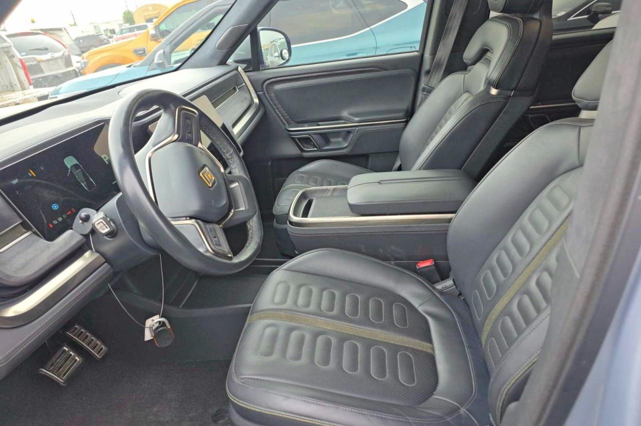 2023 RIVIAN RIS