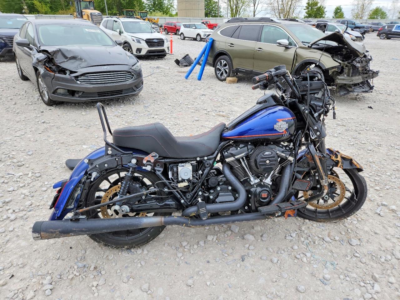 2019 HARLEY-DAVIDSON FL