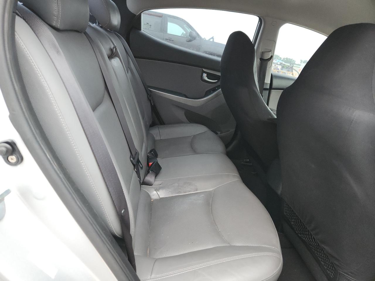 2014 HYUNDAI ELANTRA