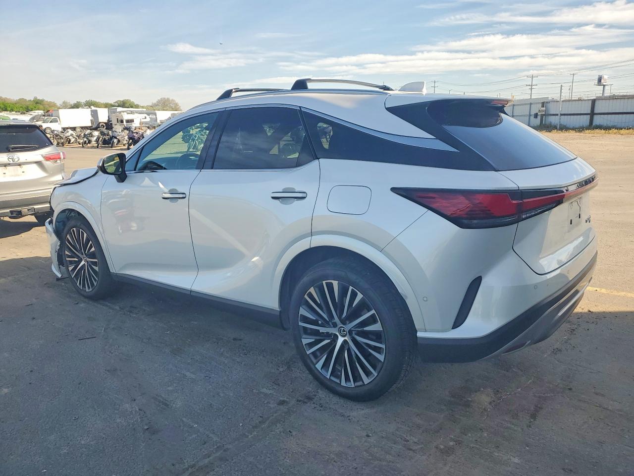 2024 LEXUS