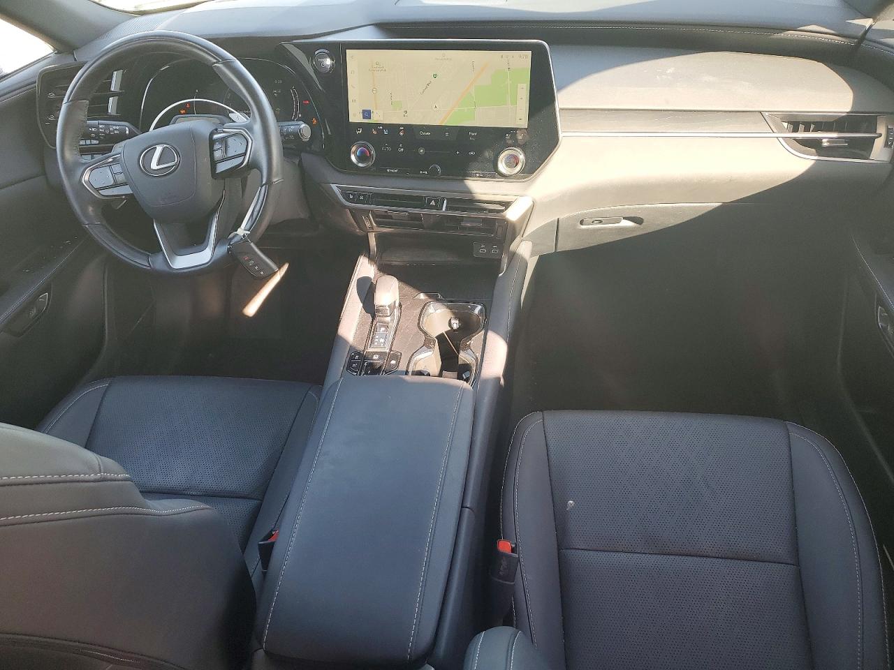 2024 LEXUS