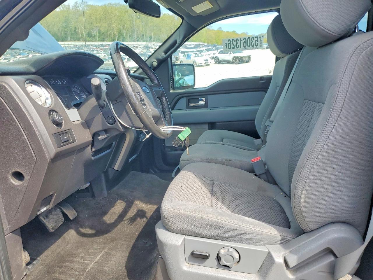 2012 FORD F150