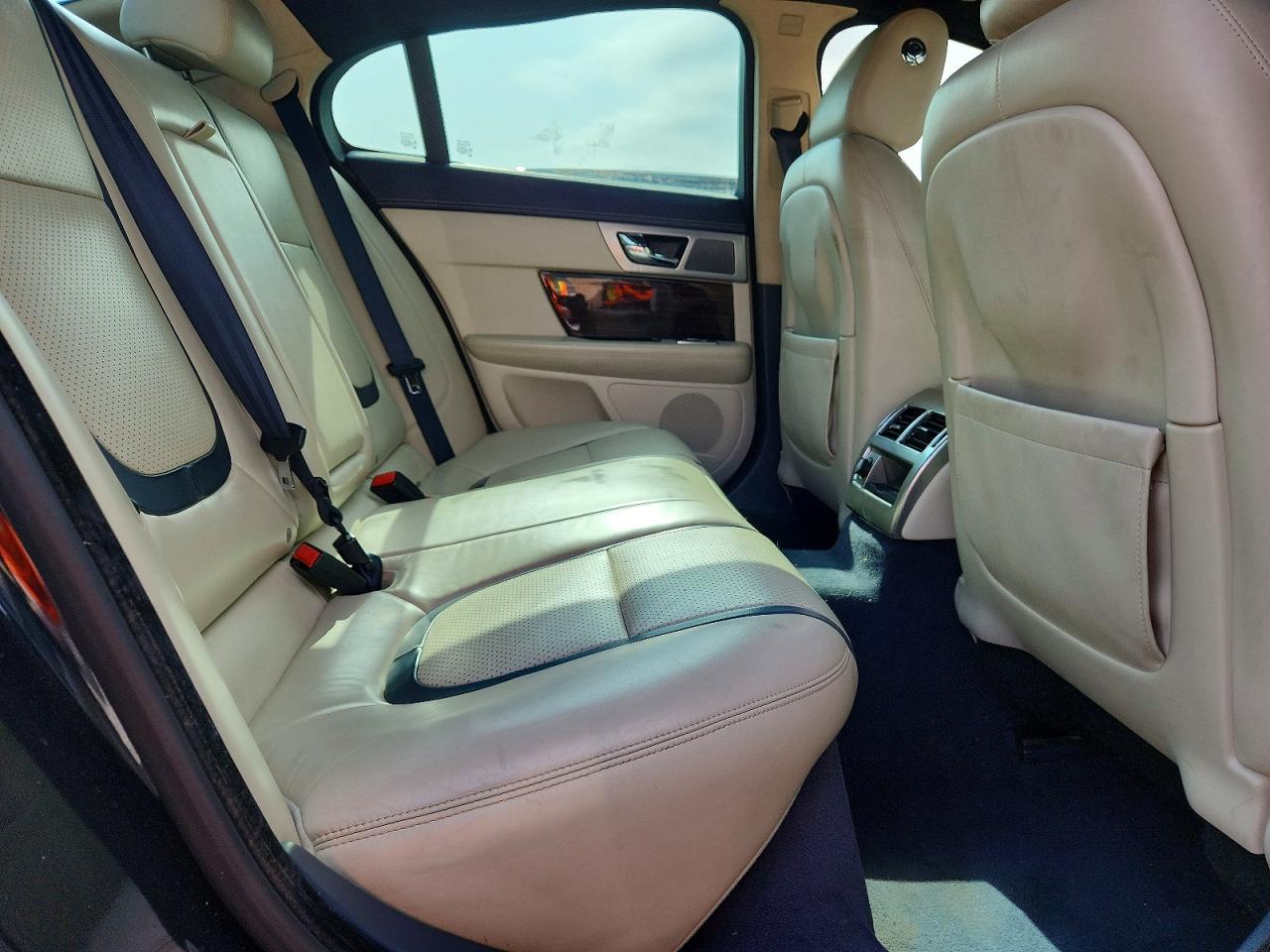 2012 JAGUAR XF