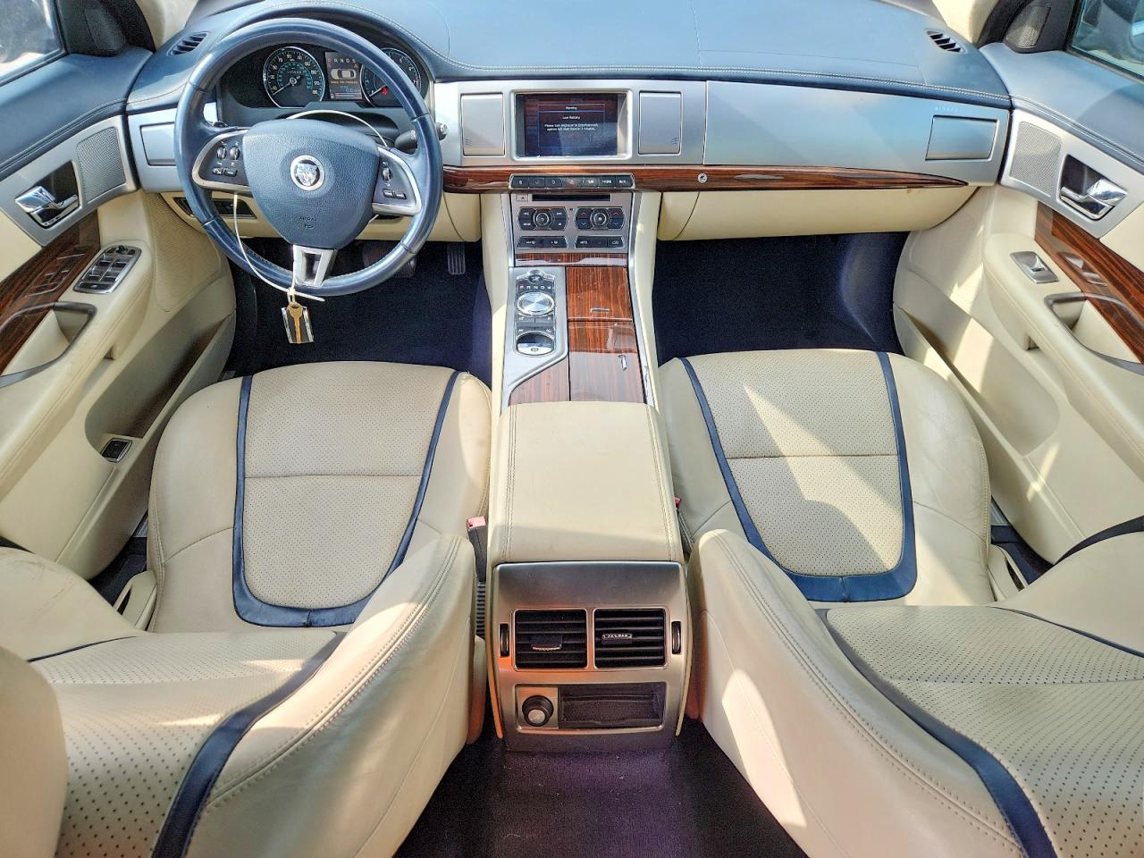2012 JAGUAR XF