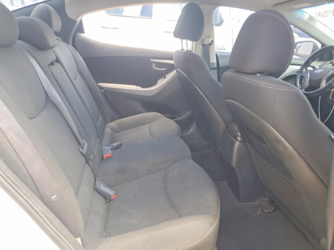 2015 HYUNDAI ELANTRA