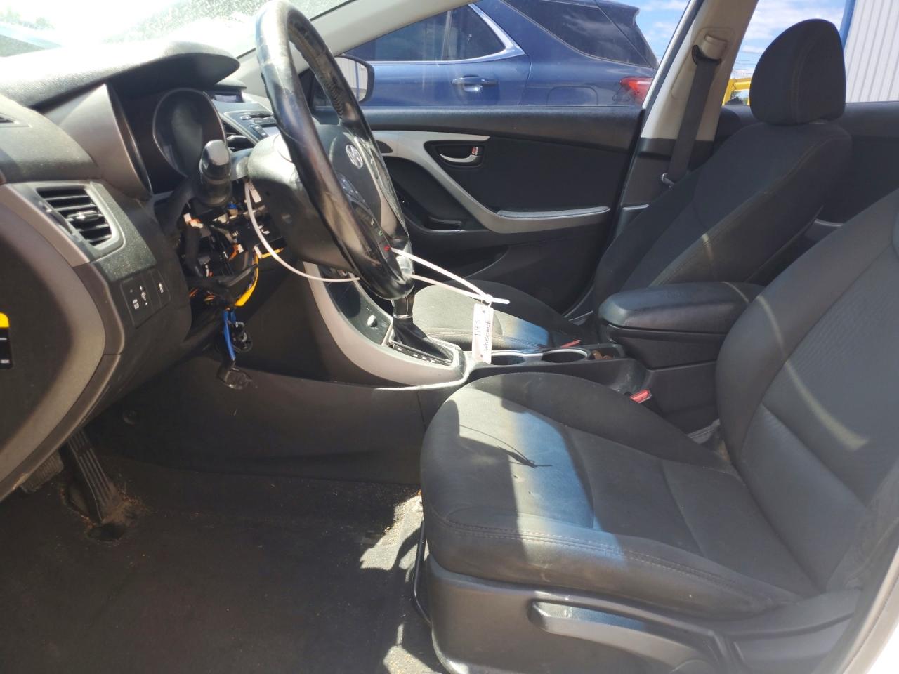 2015 HYUNDAI ELANTRA