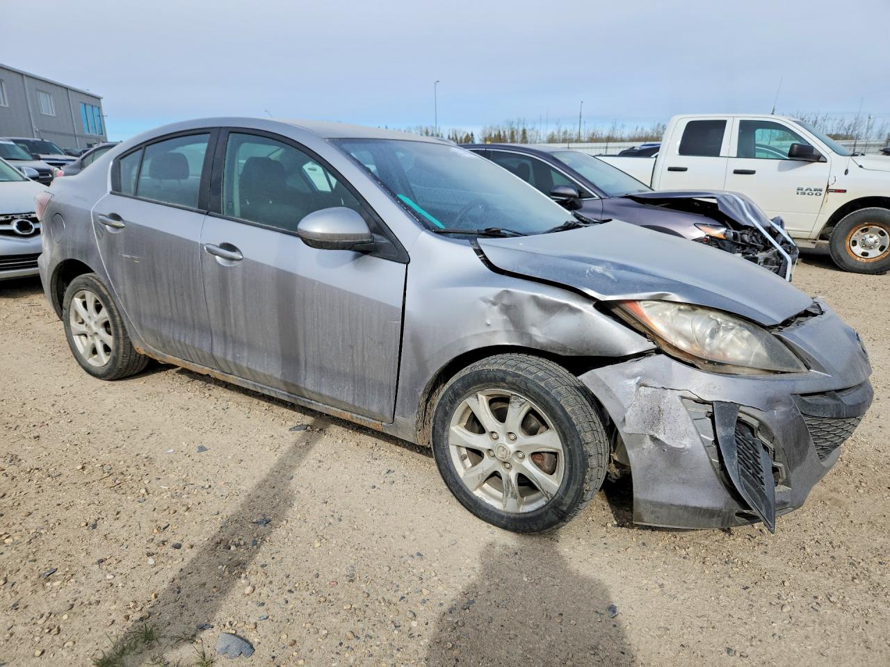 2011 MAZDA 3