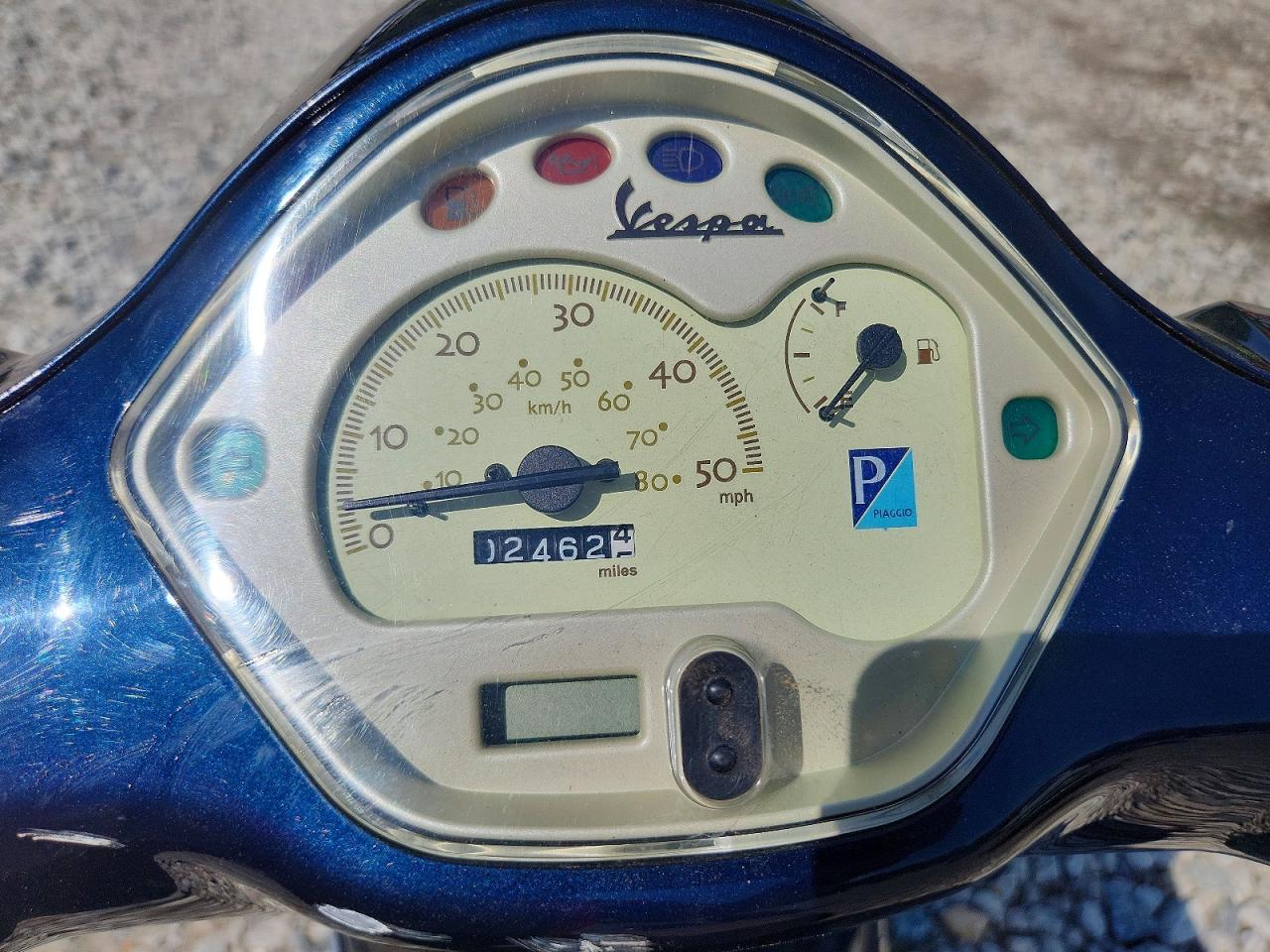 2013 VESPA SCOOTER