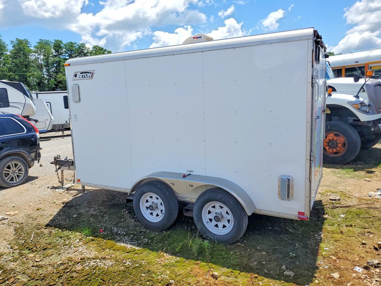 2011 TRITON TC167 