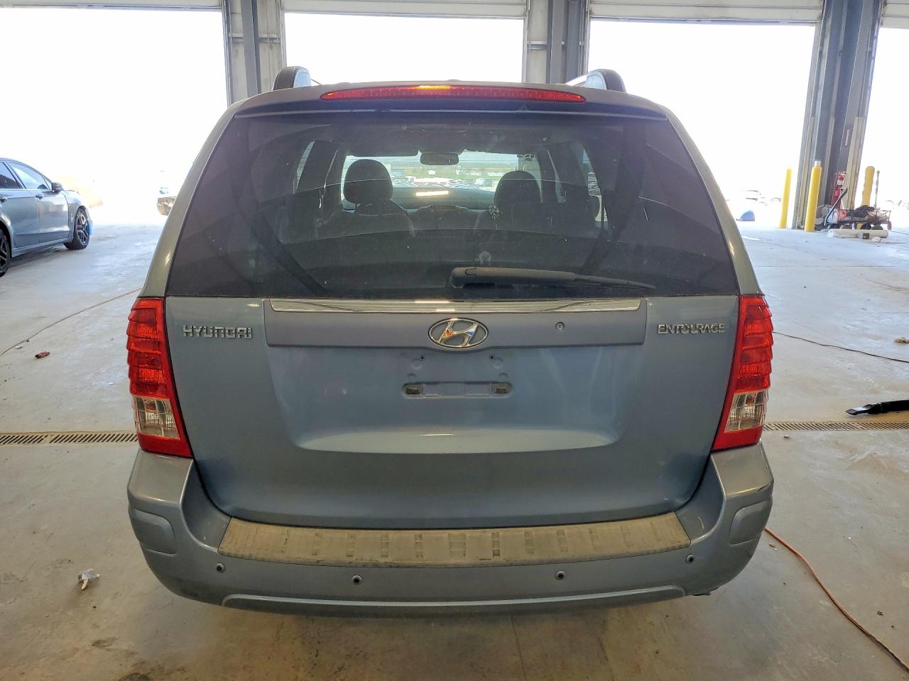 2007 HYUNDAI ENTOURAGE