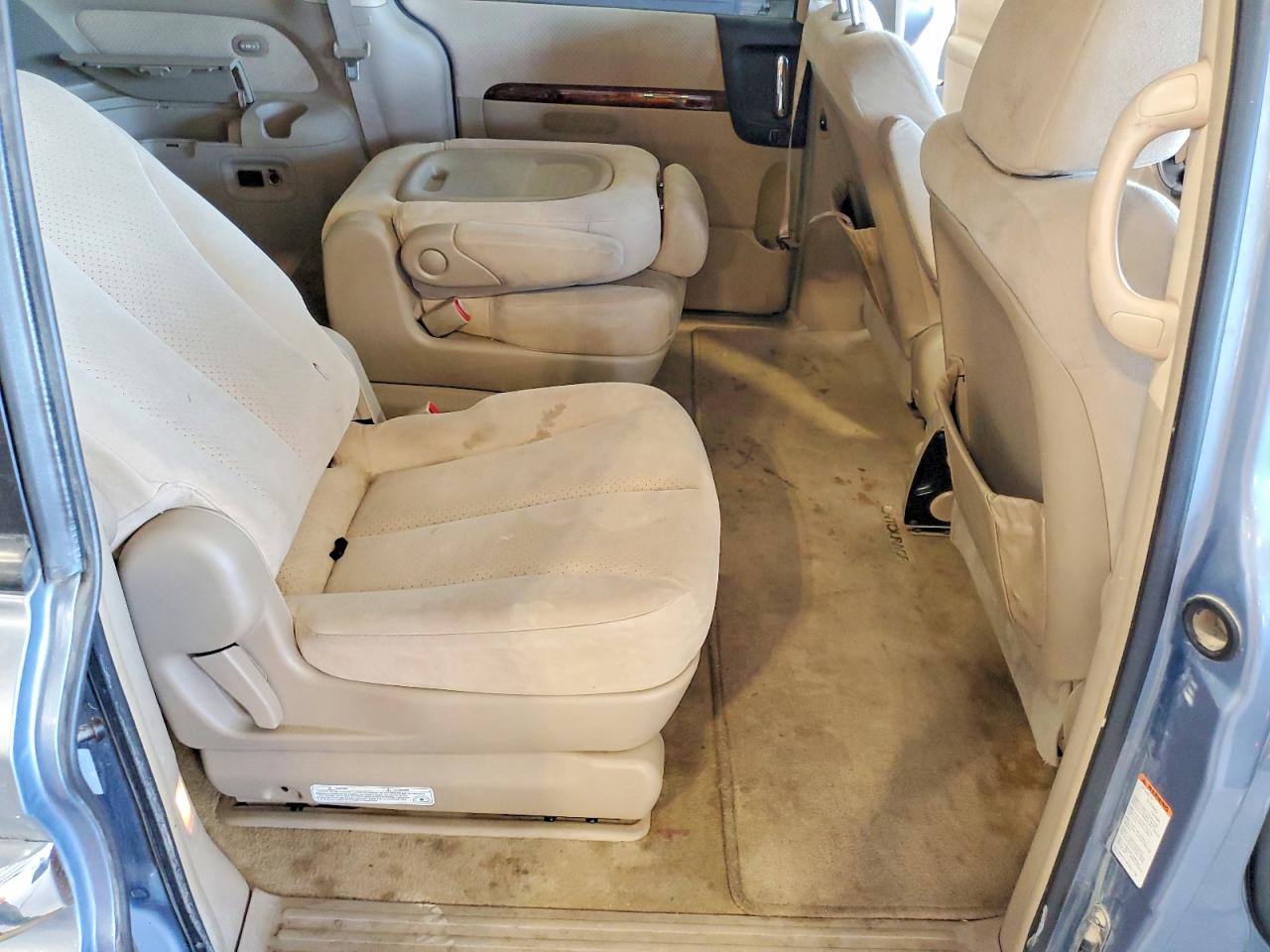 2007 HYUNDAI ENTOURAGE