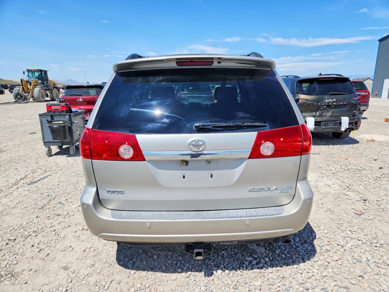 2006 TOYOTA SIENNA