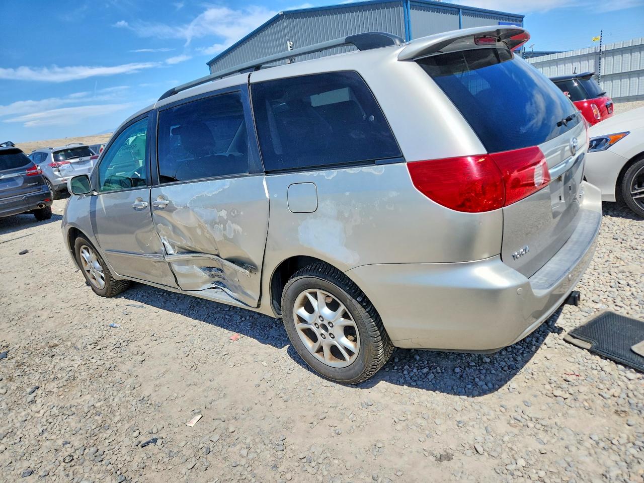 2006 TOYOTA SIENNA