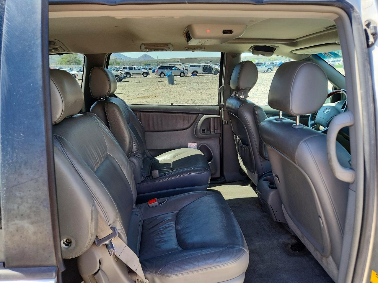 2006 TOYOTA SIENNA