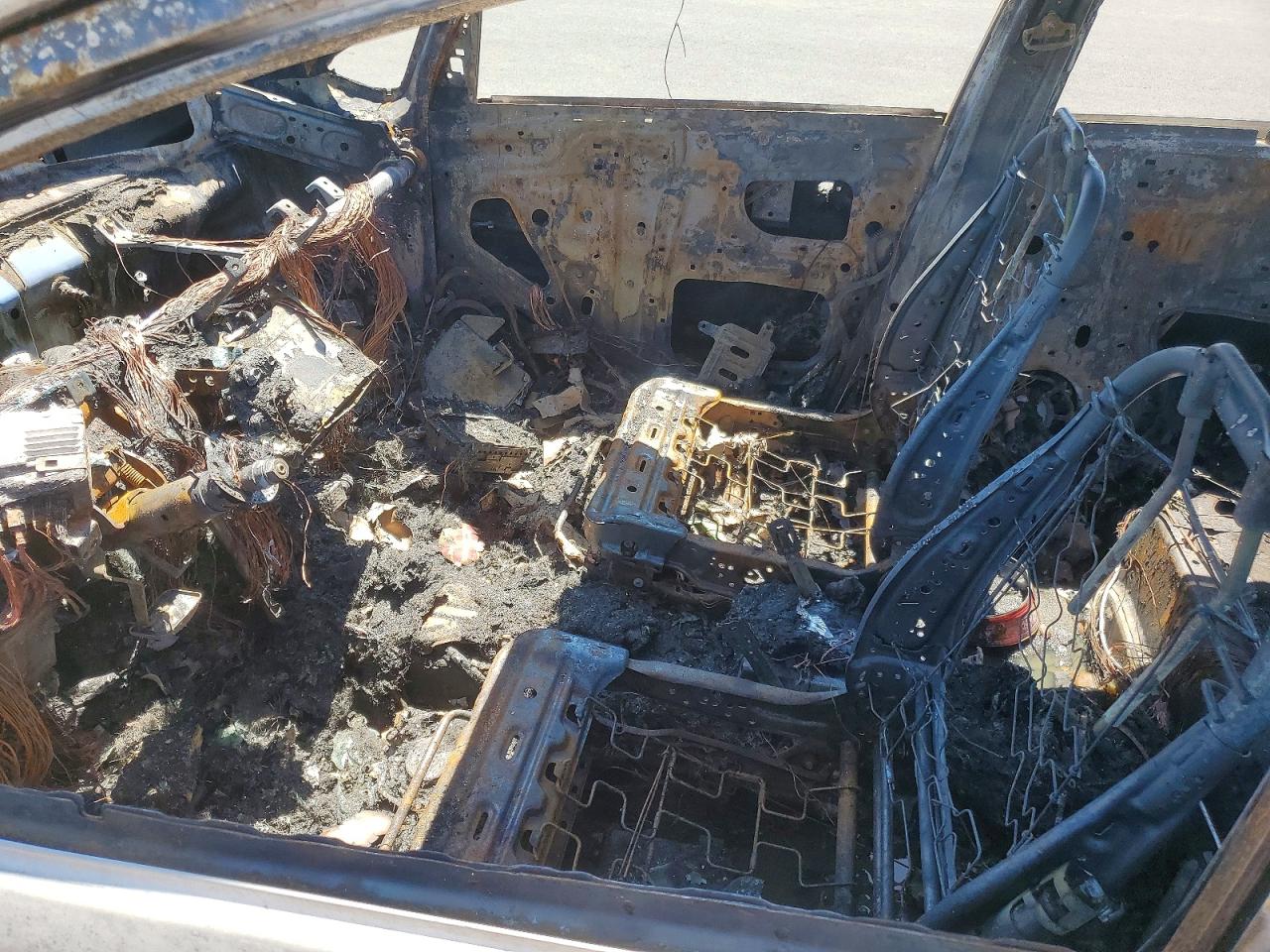 2005 TOYOTA PRIUS