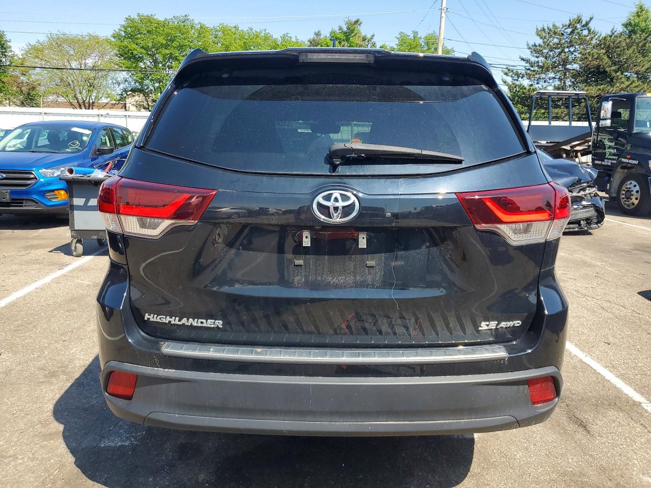 2019 TOYOTA HIGHLANDER