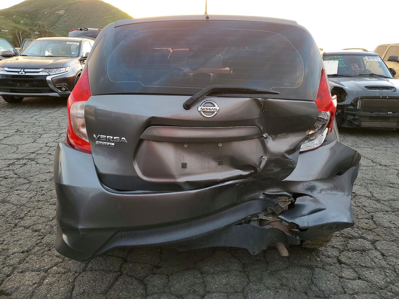 2018 NISSAN VERSA