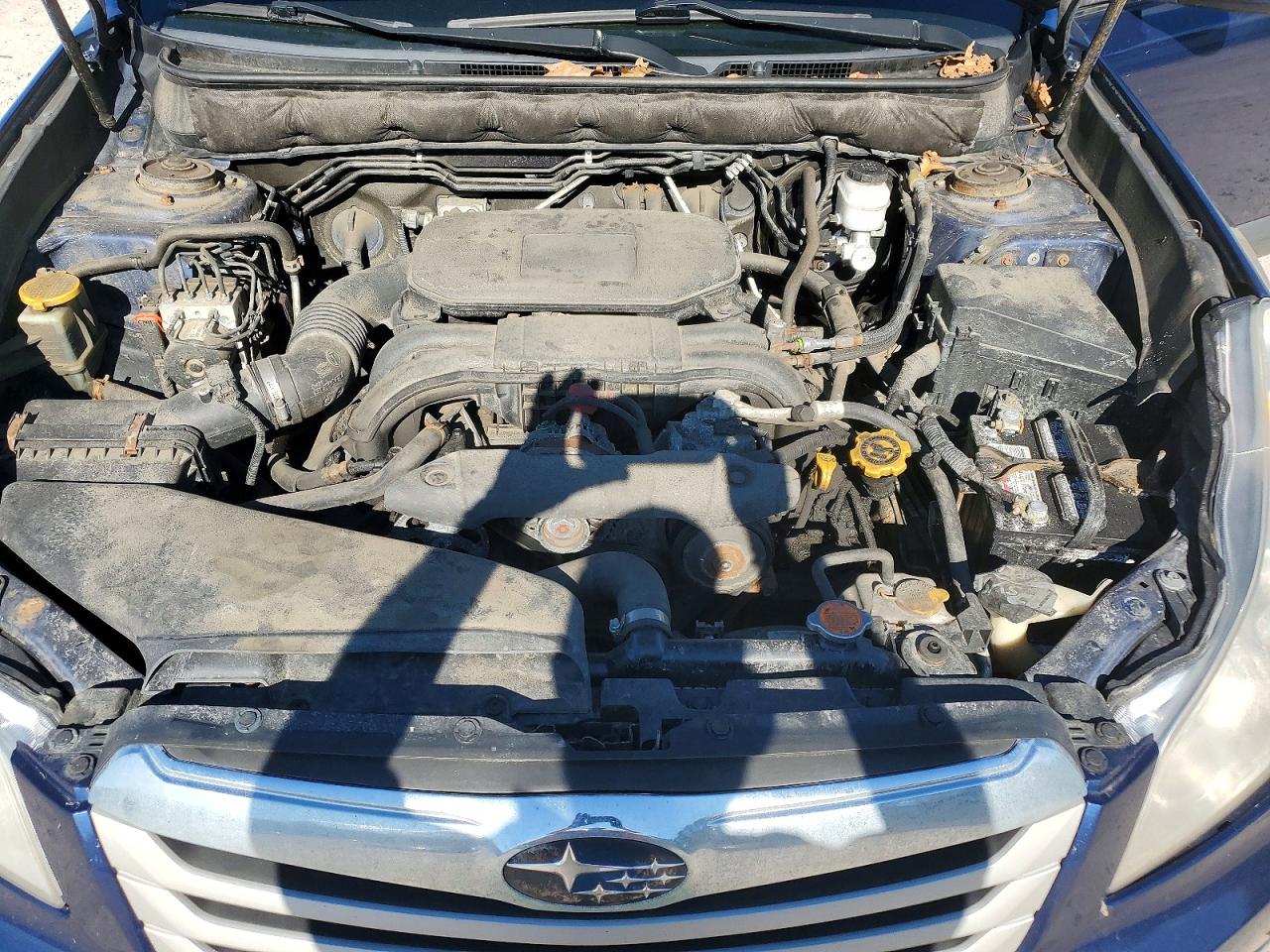 2011 SUBARU OUTBACK