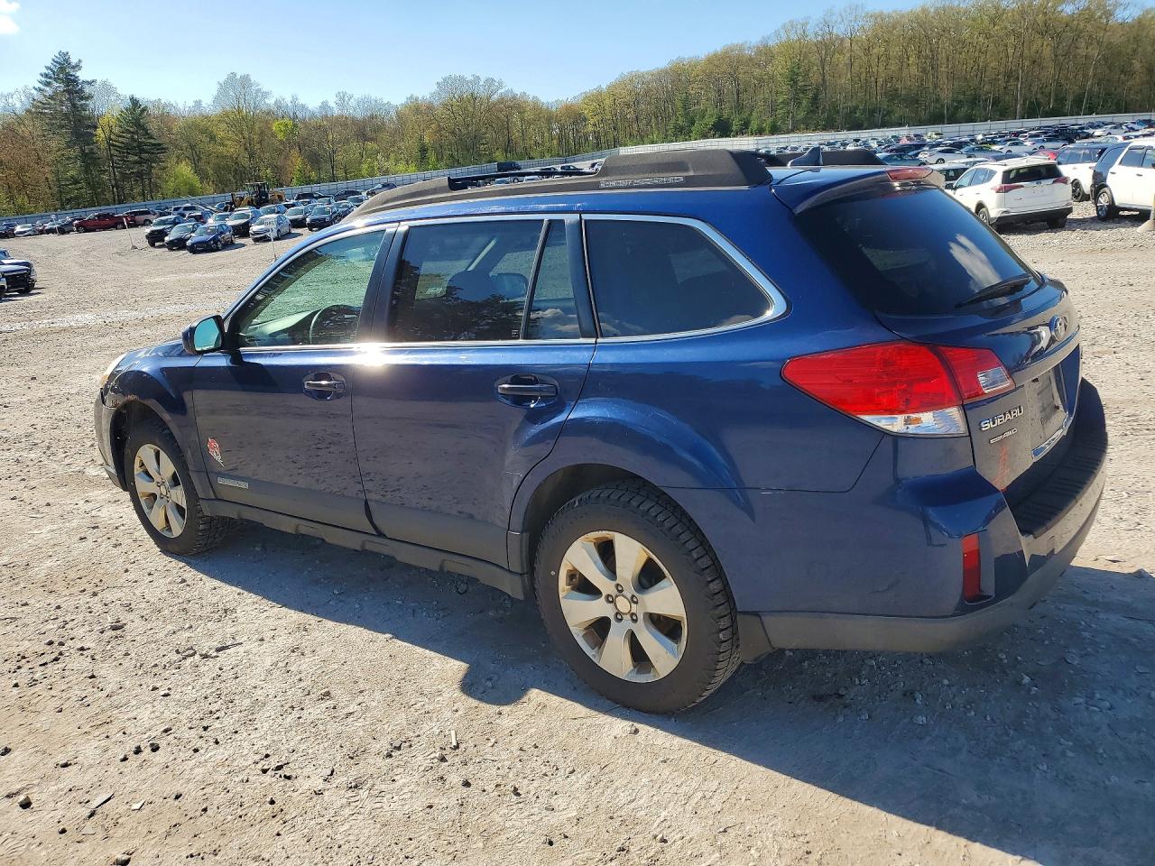 2011 SUBARU OUTBACK