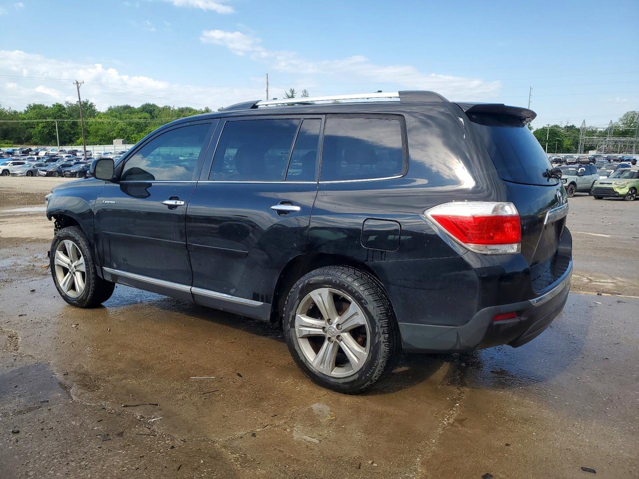 2013 TOYOTA HIGHLANDER