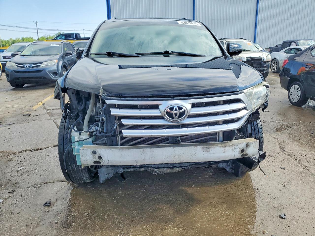 2013 TOYOTA HIGHLANDER