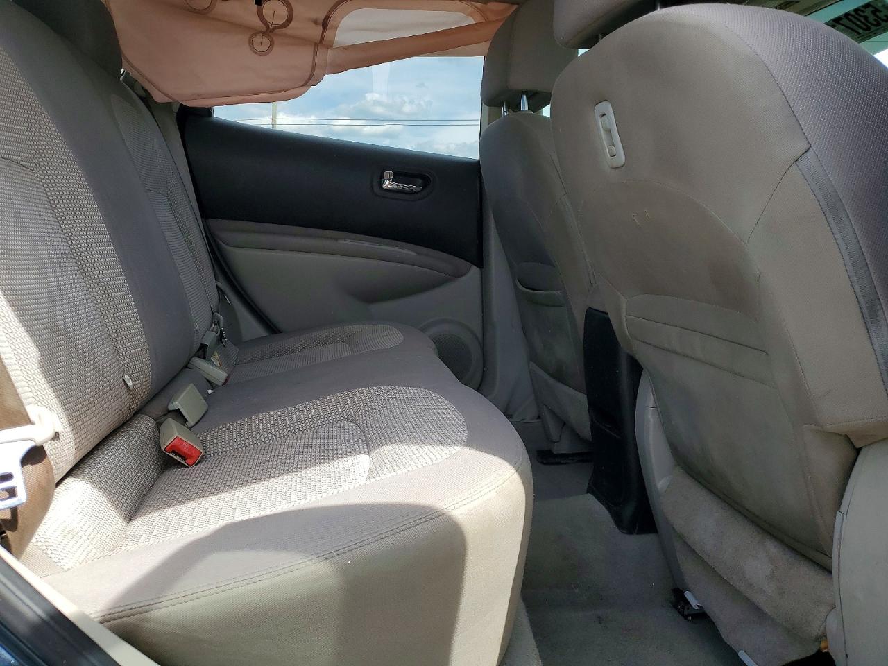 2013 NISSAN ROGUE
