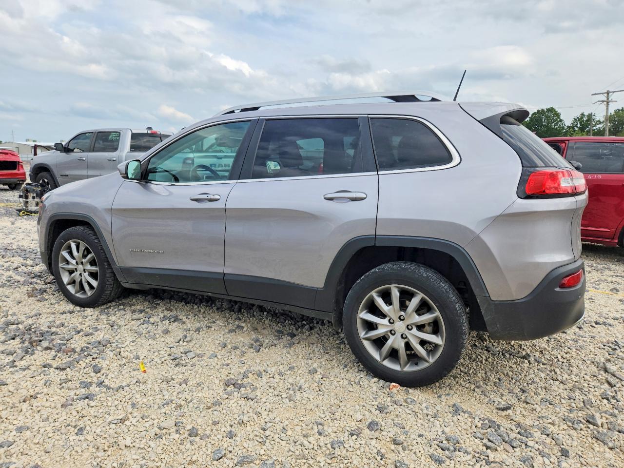 2018 JEEP CHEROKEE