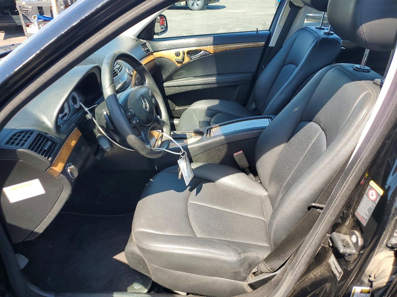 2009 MERCEDES-BENZ E-CLASS