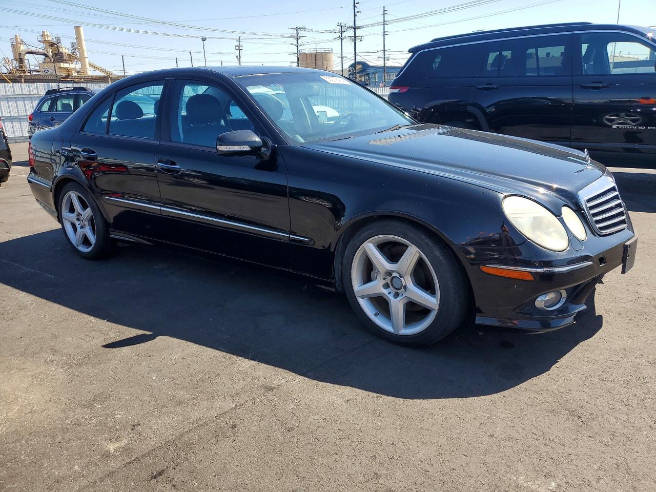 2009 MERCEDES-BENZ E-CLASS