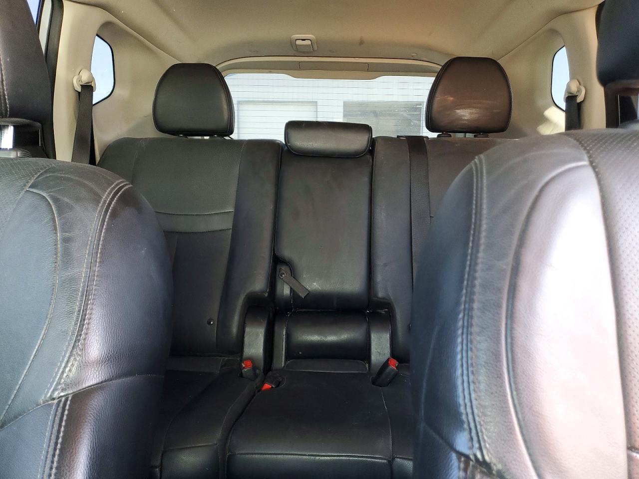 2014 NISSAN ROGUE