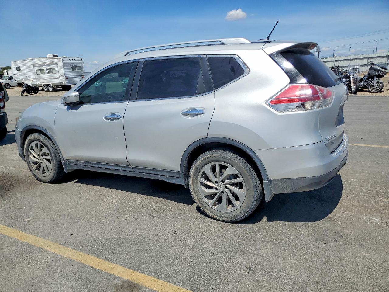 2014 NISSAN ROGUE