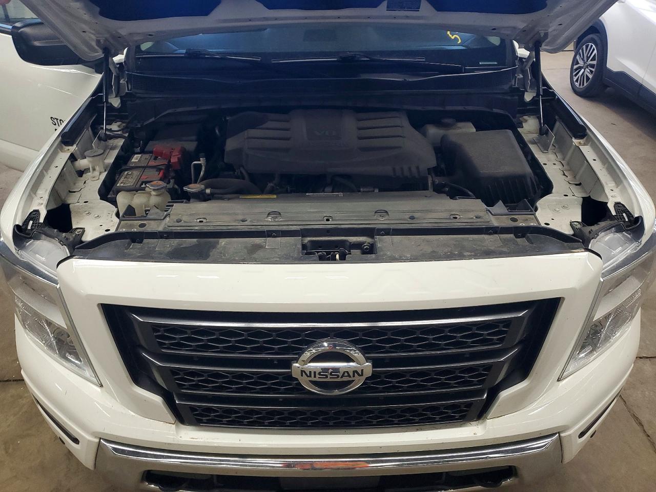 2022 NISSAN TITAN