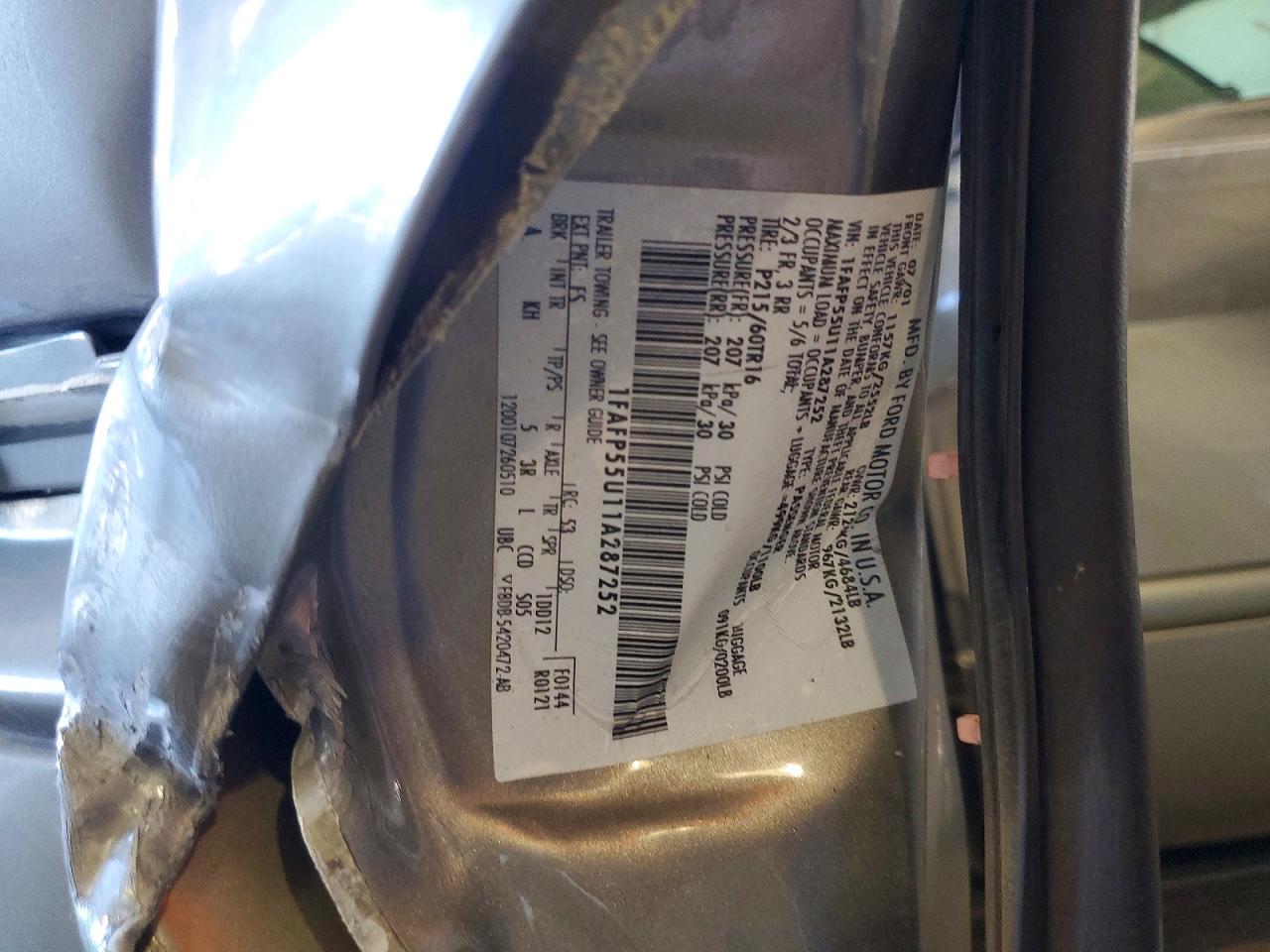 2001 FORD TAURUS