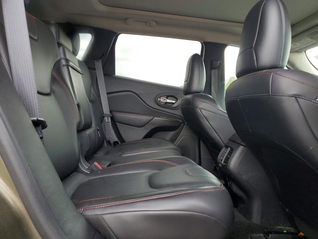 2016 JEEP CHEROKEE