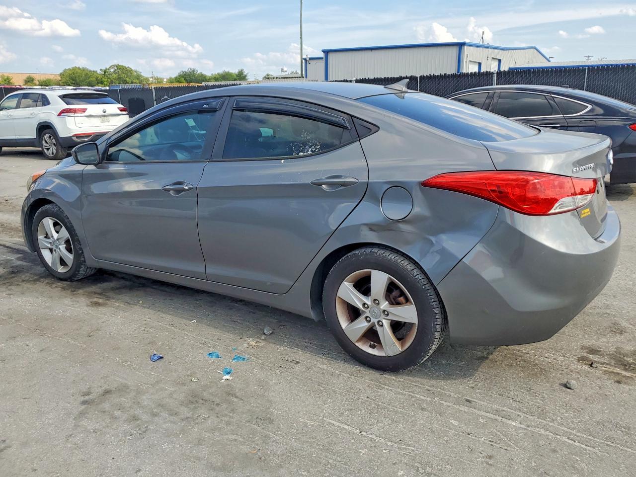 2013 HYUNDAI ELANTRA