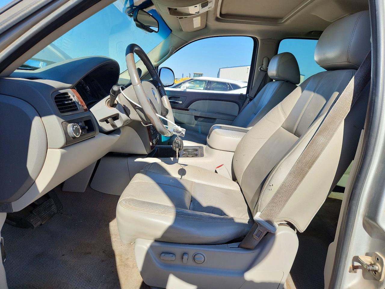 2010 CHEVROLET TAHOE