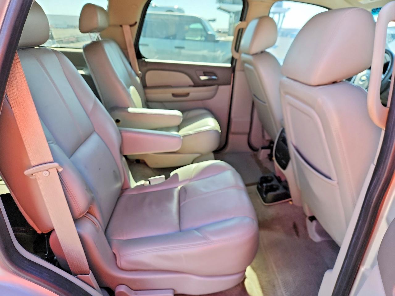 2010 CHEVROLET TAHOE