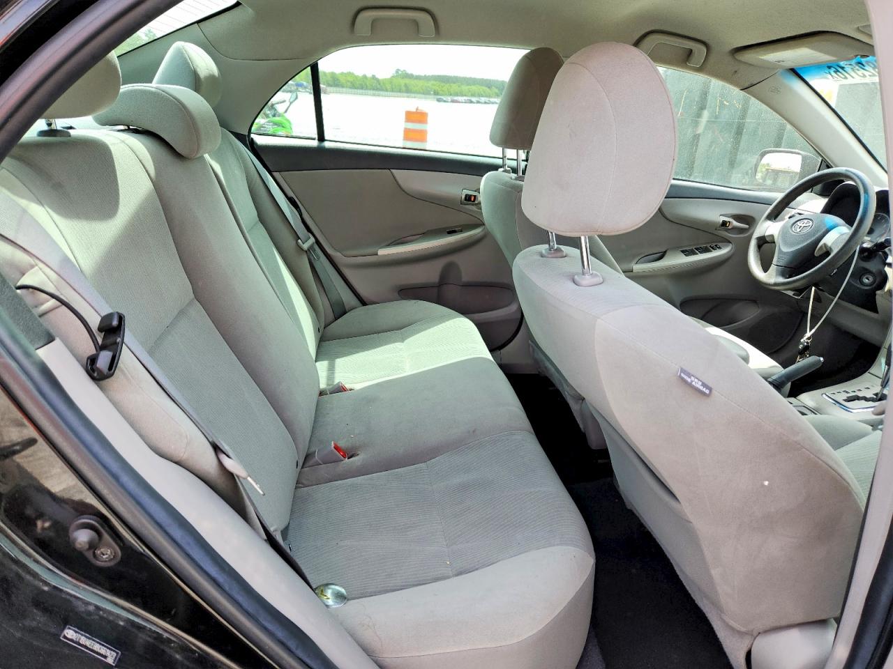 2011 TOYOTA COROLLA