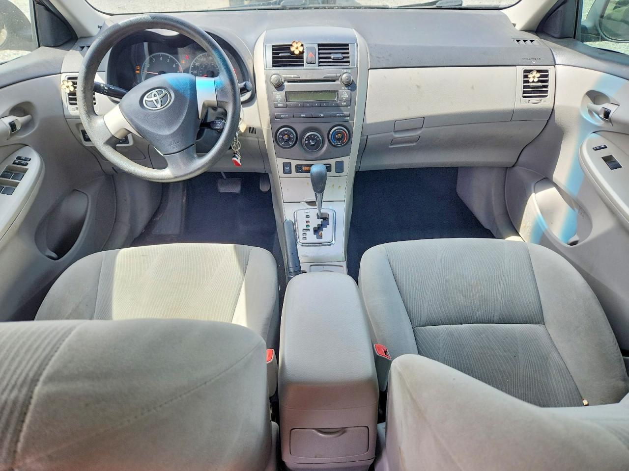 2011 TOYOTA COROLLA