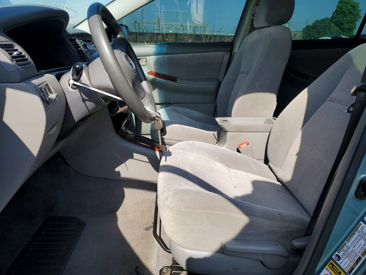 2005 TOYOTA COROLLA