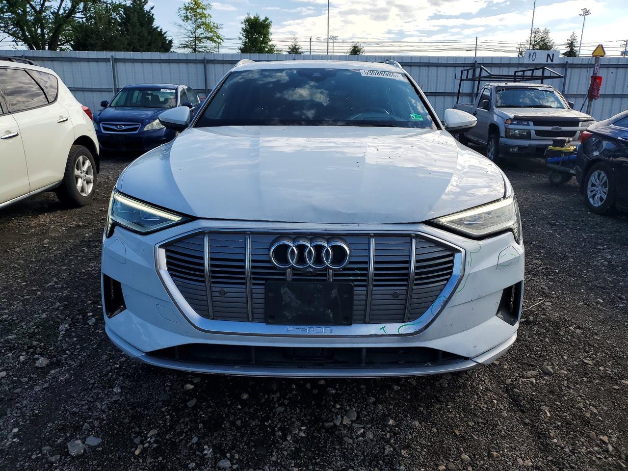 2019 AUDI E-TRON