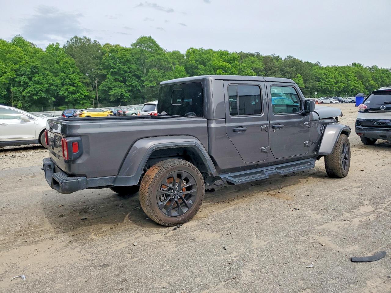 2024 JEEP GLADIATOR
