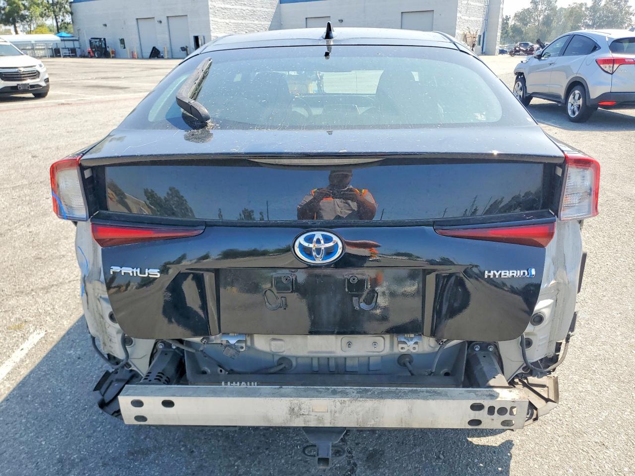 2019 TOYOTA PRIUS