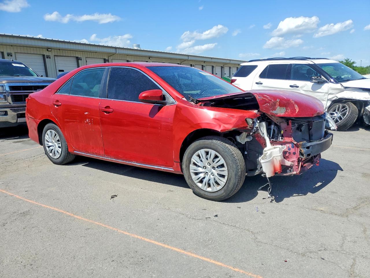 2014 TOYOTA CAMRY