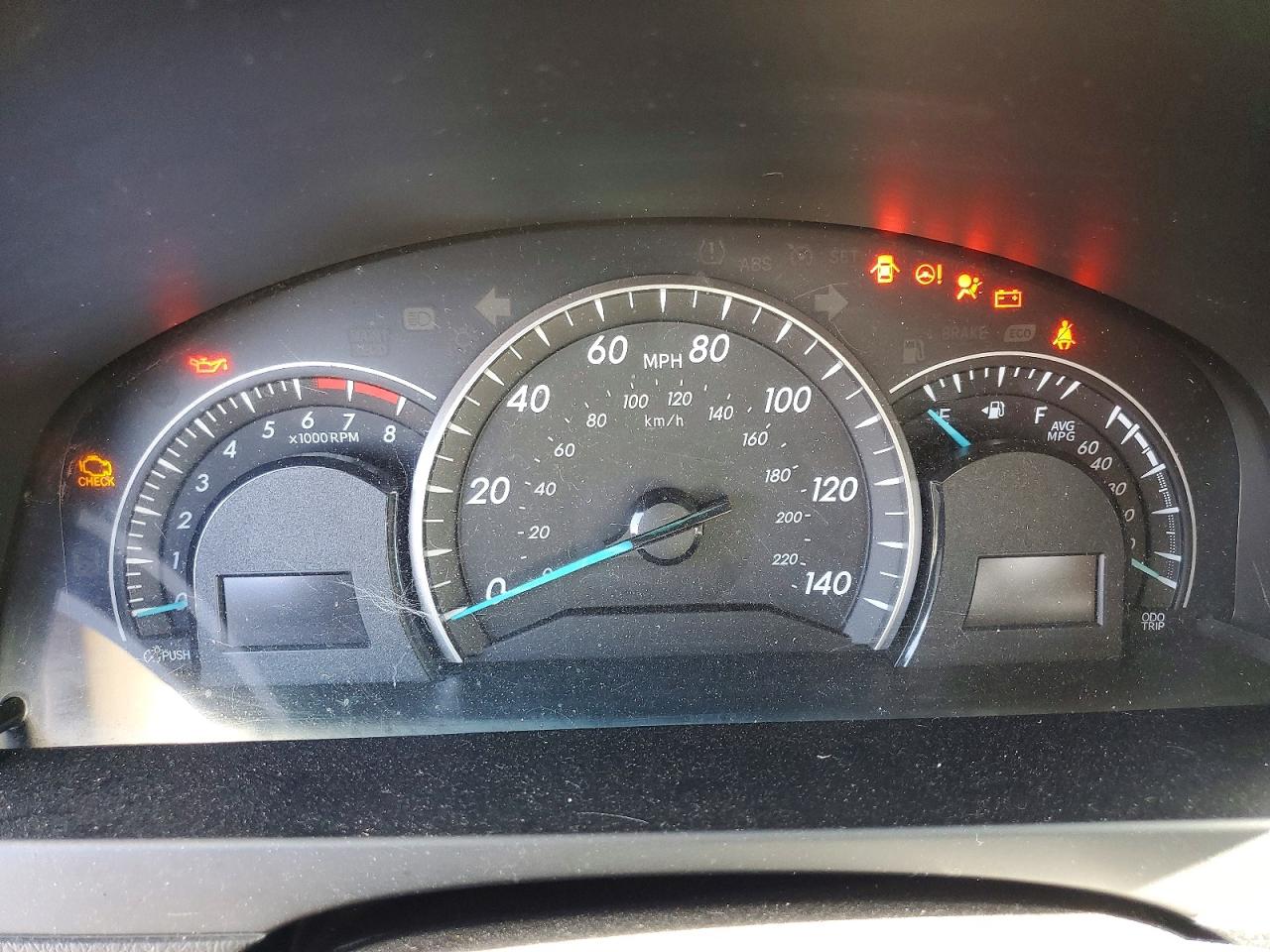 2014 TOYOTA CAMRY