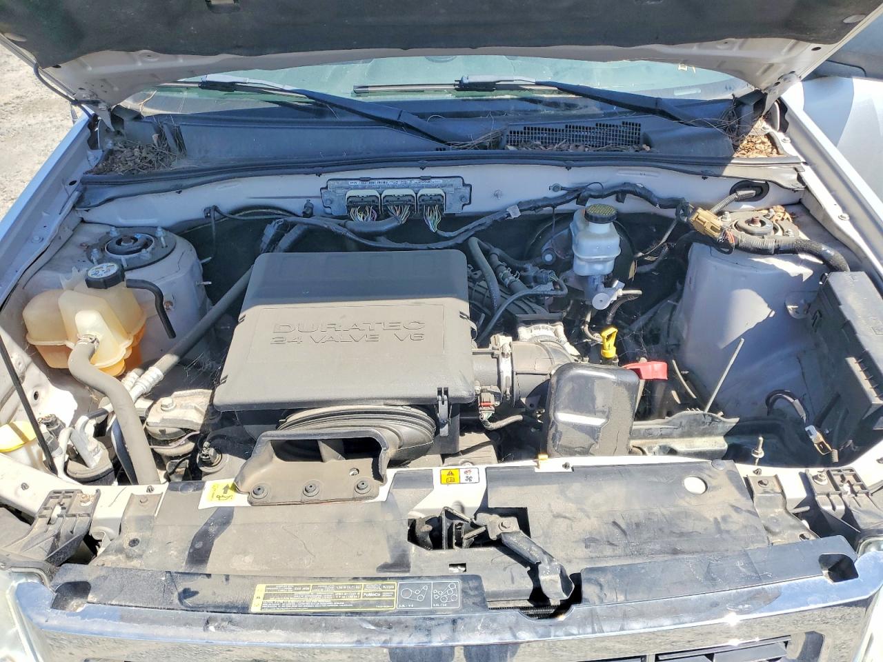 2010 FORD ESCAPE