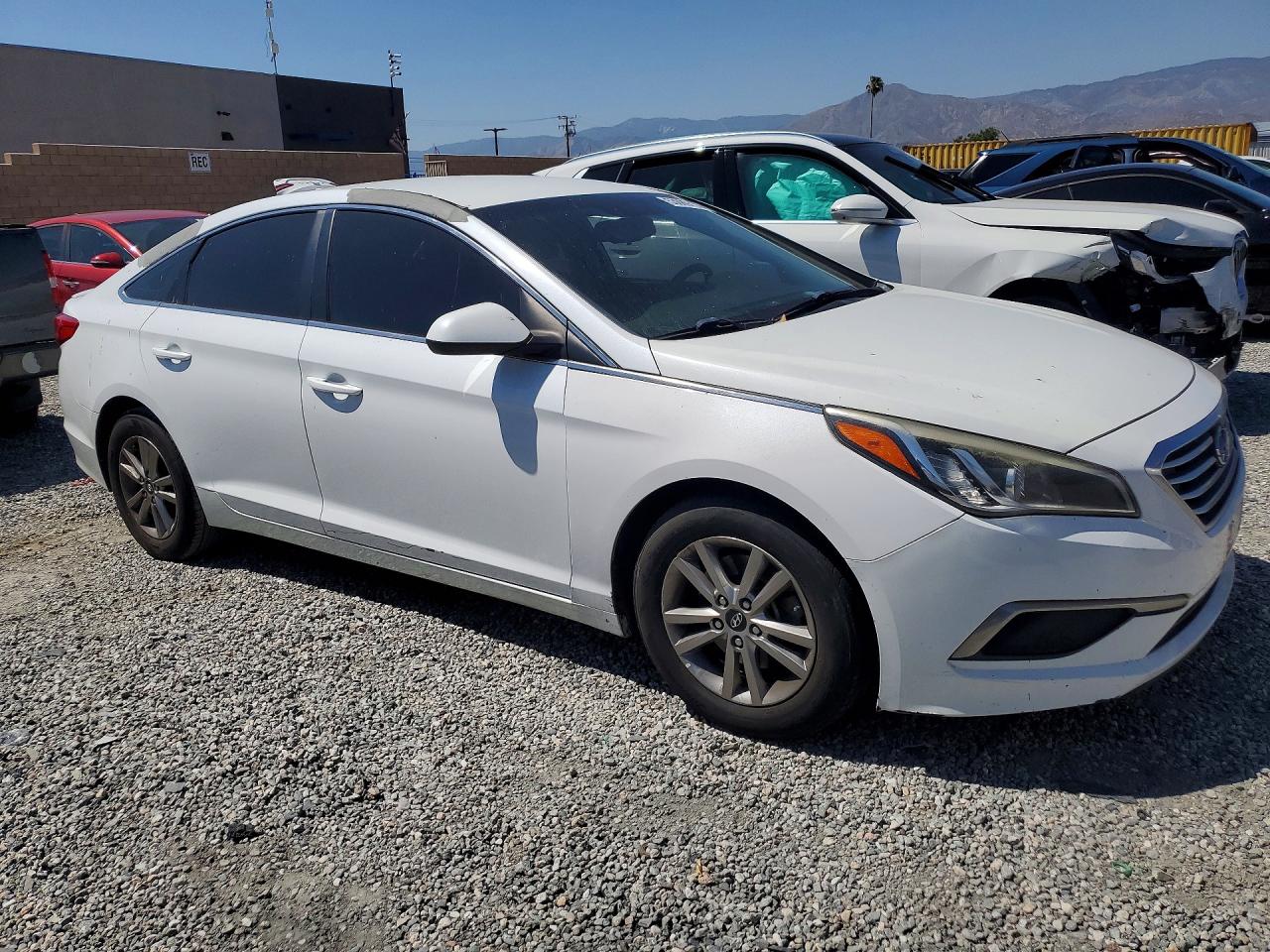 2016 HYUNDAI SONATA SE