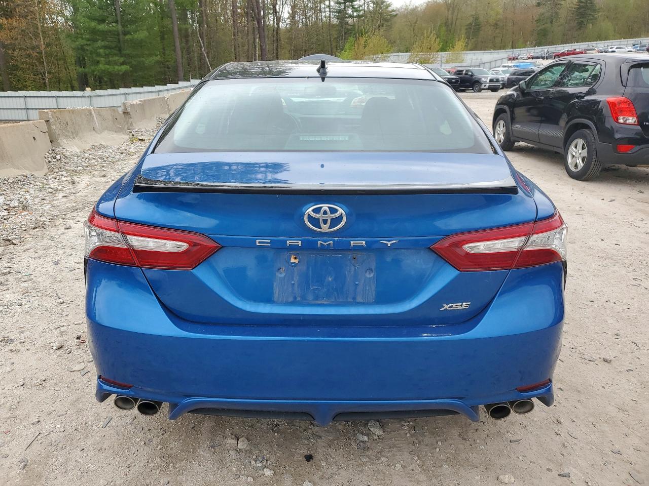 2019 TOYOTA CAMRY